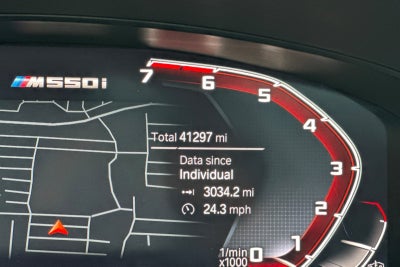 2022 BMW 5 Series M550i xDrive