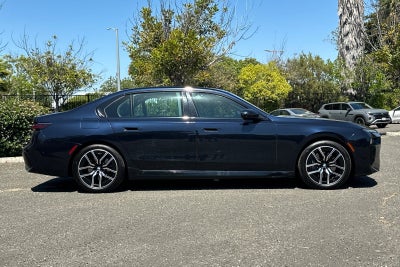 2024 BMW 7 Series 740i