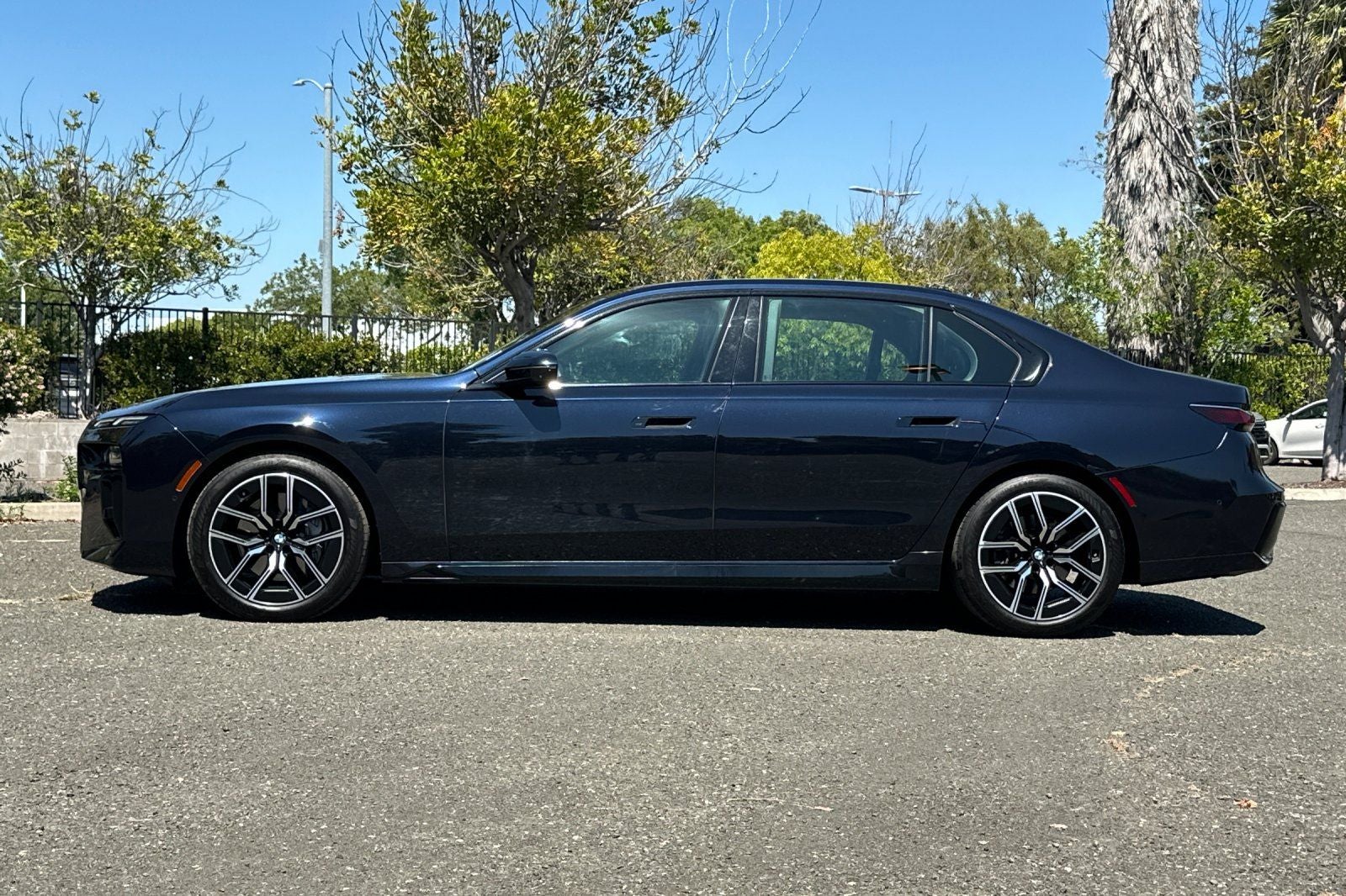 2024 BMW 7 Series 740i