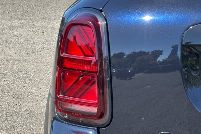 2022 MINI John Cooper Works Countryman Base