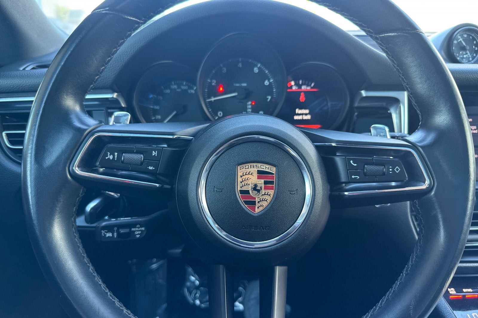 2024 Porsche Macan AWD