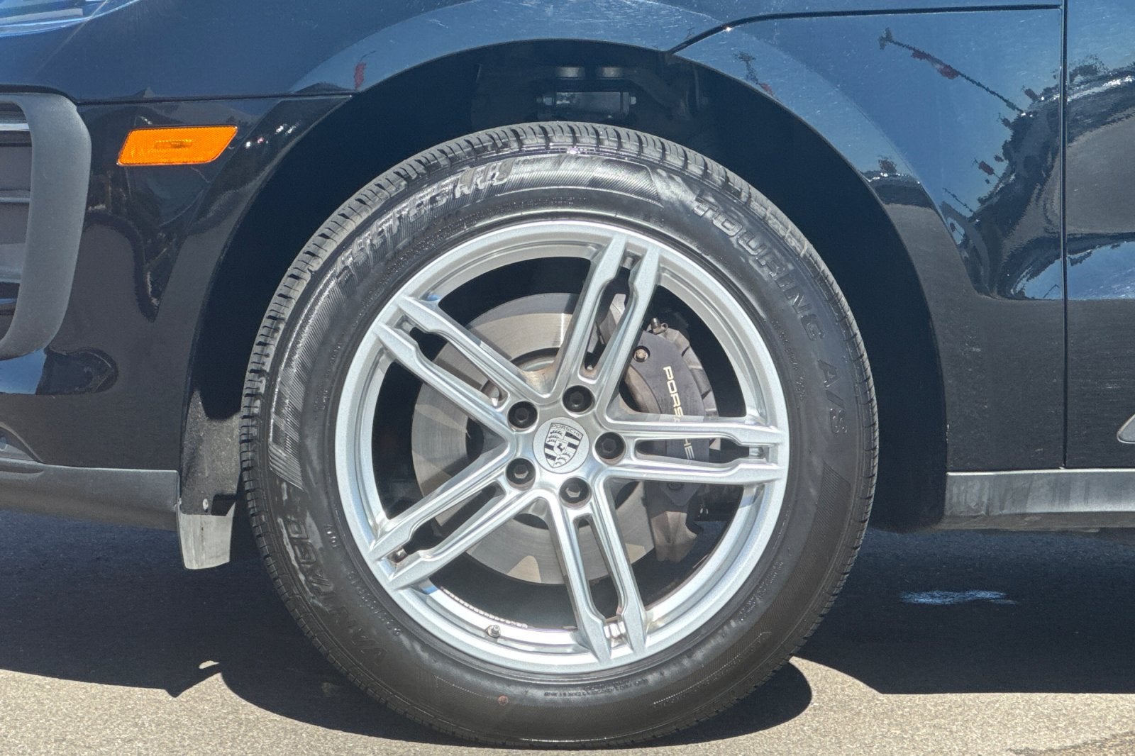 2024 Porsche Macan AWD