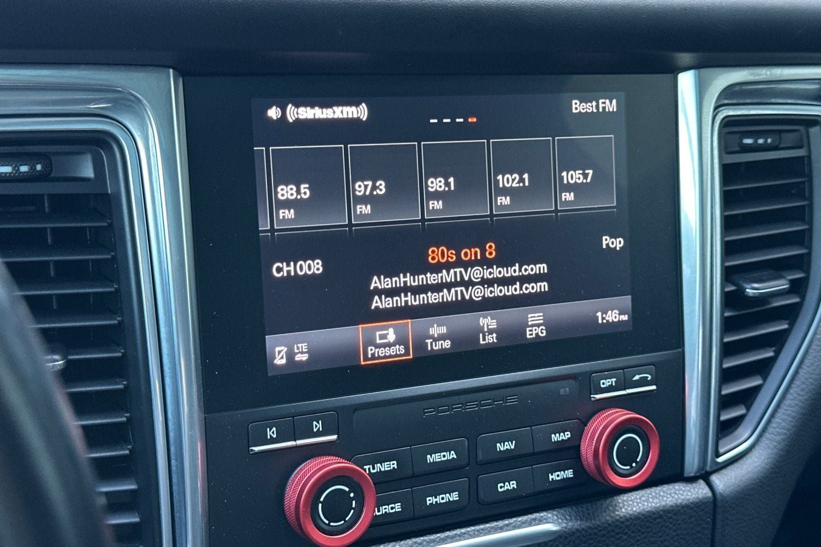 2018 Porsche Macan Turbo