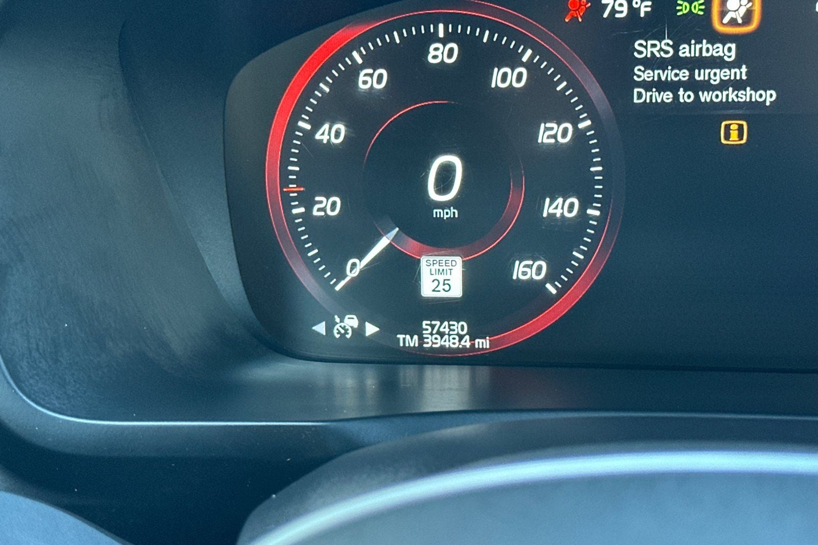 2022 Volvo XC90 T5 Momentum