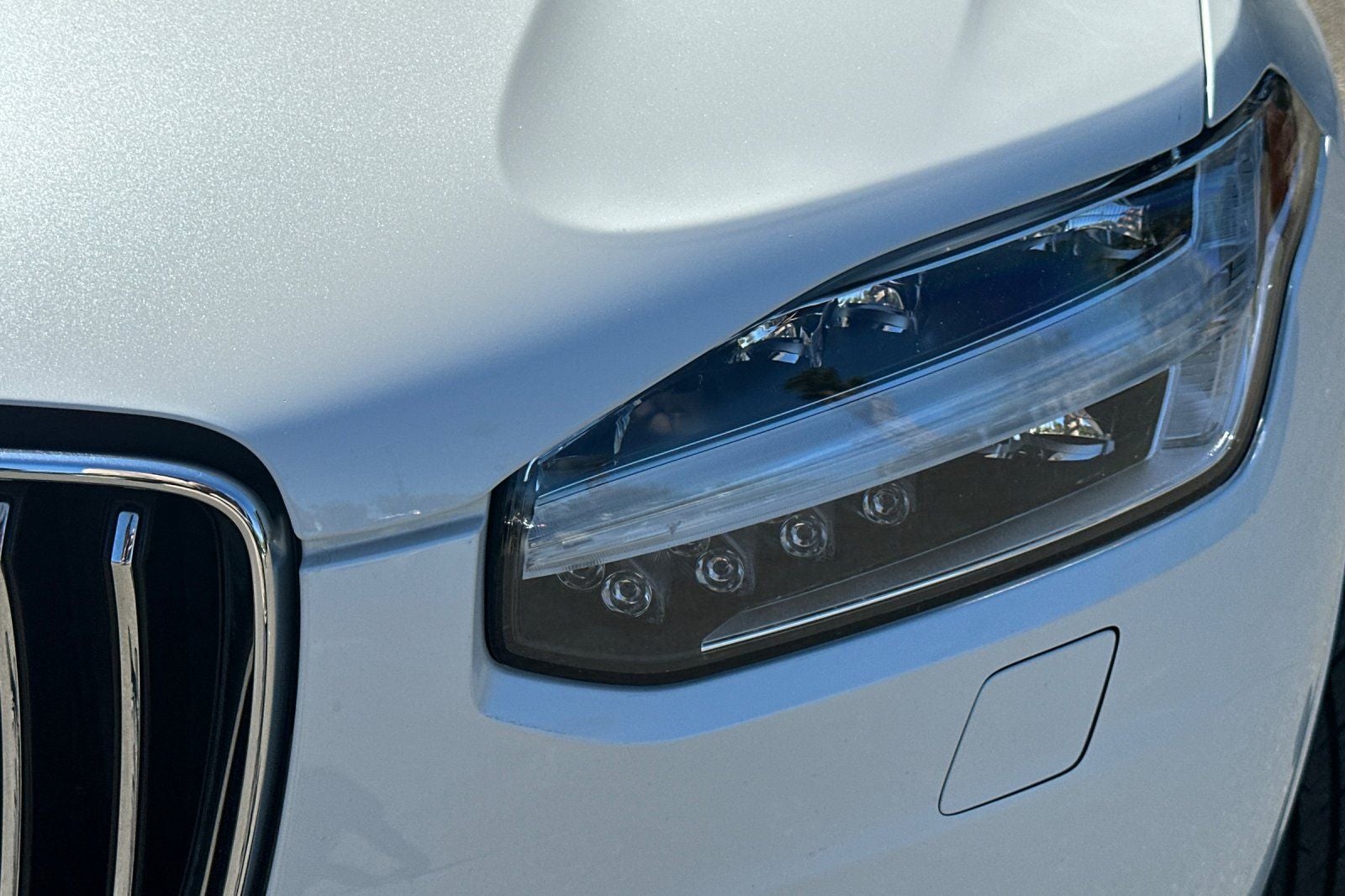 2022 Volvo XC90 T5 Momentum